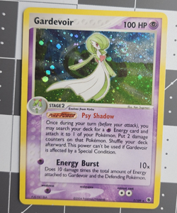 Gardevoir 2004 Pokemon TCG EX Battle Stadium 7/109 Holo Swirl Rare - Damaged - Image 3