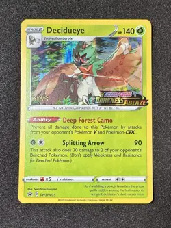 ◓Decidueye SWSH035 STAFF Prerelease 2020 - Pokemon TCG Promo Stamp Holo Rare*NM◓ - Image 2