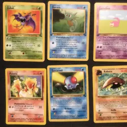 Vtg Pokemon 1st Edition+Unlimited Lot Francais Espanol CURVED Fossil Rocket WOTC - Image 3