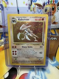 Pokemon TCG Kabutops Holo Rare Unlimited Card 9/62 Fossil Damaged - Image 1
