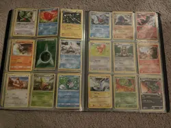 Pokemon Trading Card Game Black and White Album Binder with 127 cards!! - Image 5