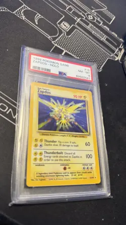 1999 pokemon game 16 zapdos-holo psa 8 - Image 3