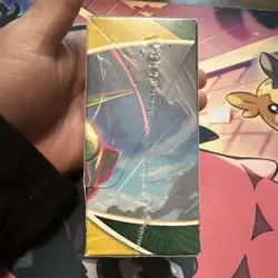 Pokemon TCG: Sword & Shield - Evolving Skies Build And Battle Box! New, Sealed! - Image 2