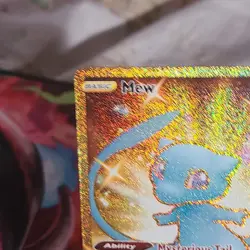 Pokemon TCG Mew 025/025 Gold Celebrations 25th Anniversary Near Mint Condition - Image 3