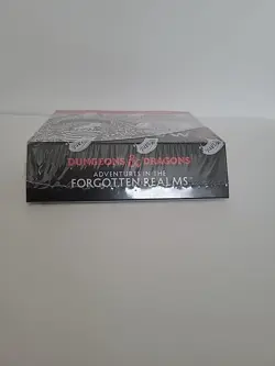 MTG D&D Adventures In The Forgotten Realms Collector Booster Box English Magic - Image 4