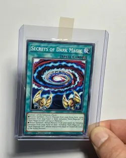 Secrets Of Dark Magic LDS3-EN096 (LP) 1st Ed Common Legendary Duelists: Season 3 - Image 3