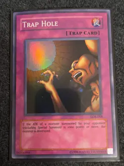 Yugioh! Trap Hole LOB-058 Super Rare Unlimited NM - Image 1