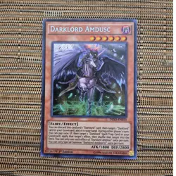 1996 Yu-Gi-Oh! 1st Edition Darklord Amdusc DESO-EN033 Secret Rare Card - Image 2