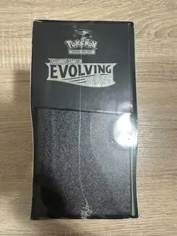 Pokemon TCG Sword and Shield Evolving Skies Elite Trainer Box FACTORY SEALED NEW - Image 3