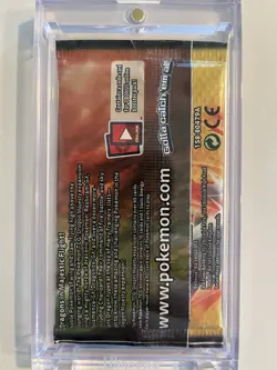 Pokemon Dragon Majesty Reshiram Artwork Sealed Booster Pack - Image 4