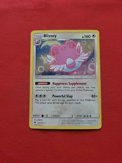 Pokemon: BLISSEY #153/214 Lost Thunders HOLO Rare 2018 - SWIRL - NM - G4 - Image 1