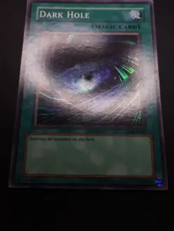 YUGIOH 2002 | DARK HOLE | LOB-E041 | OLD PRINT (MAGIC) | EXCELLENT - Image 5