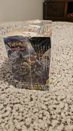 Pokemon Sun & Moon Unbroken Bonds Sealed Booster Box W/ acrylic case - Image 4