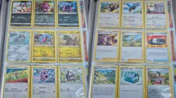 Lot of 288x holo, reverse, common Pokemon cards in full binder. All different! - Image 5