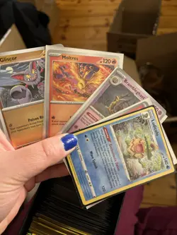 Pokemon TCG Holos/Reverse Holo Card Lot. Includes About 350 Cards (see Desc) - Image 4