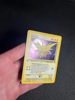 Pokemon TCG Zapdos 15/62 1st Edition Fossil Holo Rare MP - Image 4