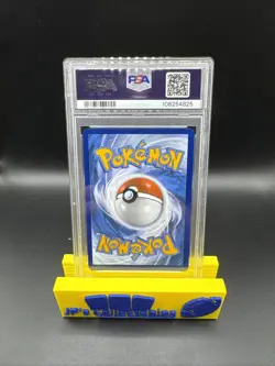 2025 POKEMON PRE EN-PRISMATIC EVOLUTIONS POKE BALL REVERSE HOLO VAPOREON PSA 8 - Image 2
