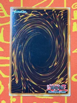 YUGIOH RED-EYES BLACK METAL DRAGON PRISMATIC SECRET RARE LIGHT PLAY FMR-001 - Image 2