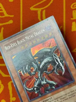 YUGIOH RED-EYES BLACK METAL DRAGON PRISMATIC SECRET RARE LIGHT PLAY FMR-001 - Image 3