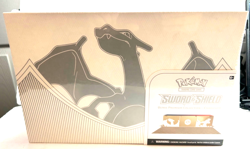 POKEMON ELITE TRAINER BOX CHARIZARD ULTRA PREMIUM ETB - NEW SEALED AWESOME ! - Image 1