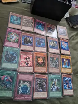 YUGIOH! 450 Cards Lot - Image 5