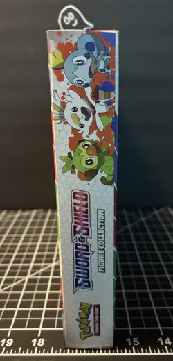 Pokemon TCG - Sword and Shield Figure Collection Box Factory Sealed - Image 5