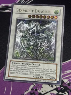 Yugioh Stardust Dragon TDGS-EN040 Ultimate Rare Unlimited NM Duelist Genesis - Image 1