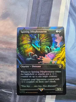 Spitting Dilophosaurus (Borderless) FOIL Universes Beyond: Jurassic World - Image 1