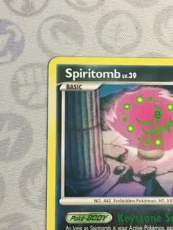 D1370 POKEMON TCG ARCEUS SPIRITOMB 32 MP RARE - Image 3