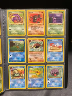 NEAR MINT - Jungle and Fossil Set 1999 WOTC Pokemon Cards Bundle No Duplicates - Image 1