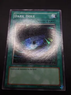 YUGIOH 2002 | DARK HOLE | LOB-E041 | OLD PRINT (MAGIC) | VG - EXCELLENT - Image 5