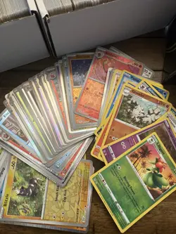 Pokemon TCG Mixed Lot Non-Holo & Holo Cards - Image 5