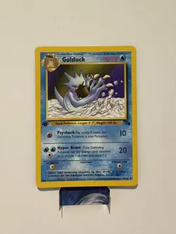 Pokemon Fossil Set 1st Edition Regular Finish Golduck 35/62 NM/LP - Image 1