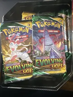Pokemon TCG Evolving Skies Bulk: 200+ Commons, Holos and Reverse Holos! - Image 3