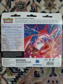 Pokemon TCG SWSH Fusion Strike Eevee Promo Card Triple Blister - New/Sealed - Image 2