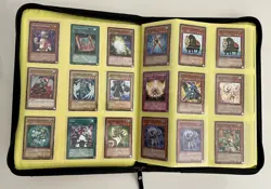 Yugioh Vintage 9 Foil/360 Card Binder Lot Dark Magician Blue-Eyes Red-Eyes 2002 - Image 3