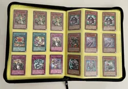 Yugioh Vintage 9 Foil/360 Card Binder Lot Dark Magician Blue-Eyes Red-Eyes 2002 - Image 4