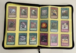 Yugioh Vintage 9 Foil/360 Card Binder Lot Dark Magician Blue-Eyes Red-Eyes 2002 - Image 5