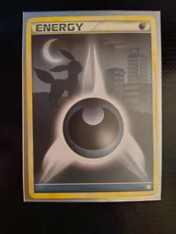 POKEMON TCG Darkness Energy Umbreon 121/123 Heartgold & Soulsilver Regular - Image 1