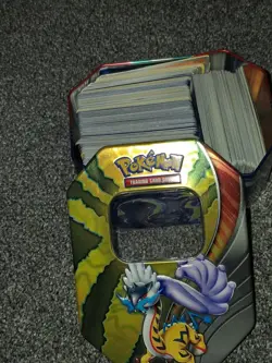 2 small and 2 big tins FULL of pokemon cards. Over 800 cards. Random. Job lot. - Image 2
