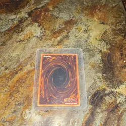 Yu-Gi-Oh! Blue-Eyes White Dragon SDK-001 Kaiba Unlimited Ultra Rare Holo - Image 2
