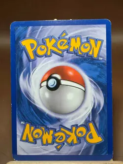 HP Nidoqueen 28/102 Triumphant Regular Pokemon Card 2010 - Image 2