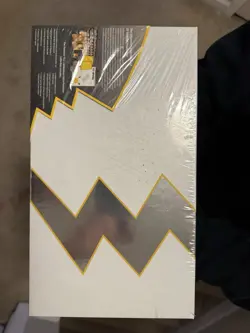 Pokemon TCG: Celebrations Ultra-Premium Collection Box (2021) Read Description 820650829147 - Image 2