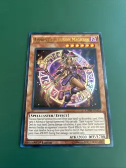 Yu‑Gi‑Oh! Apprentice Illusion Magician LEDD‑ENA03 - 1st Edition Ultra Rare NM - Image 1
