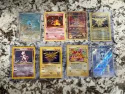 Pokemon TCG Charizard mixed Lot - Image 1
