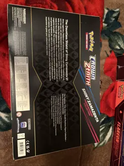 Pokemon TCG: Shiny Zamazenta Crown Zenith Premium Figure Collection - Image 2