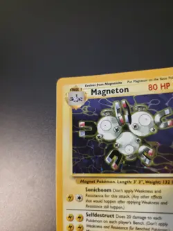 Pokemon TCG Magneton 11/62 Fossil Holo Card - Image 3