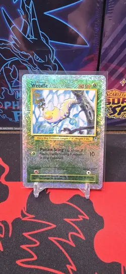 Weedle 99/110 Reverse Holo Legendary Collection Pokemon NM/LP - Image 1