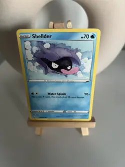 Pokemon Card 040/202 Shellder / Sword and Shield / Base Set - Image 1