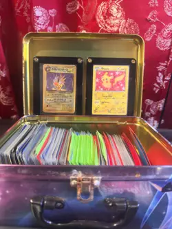 *Pokemon Mystery Ultra Sun and Moon Lunch box tin *Mystery Cards* - Image 1
